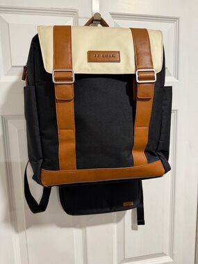 JJ Cole Black Backpack with Faux-Leather Straps. Diaper bag backpack!
